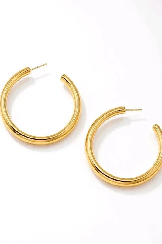 Boucles d’Oreilles Créoles Dorées – Chic Intemporel