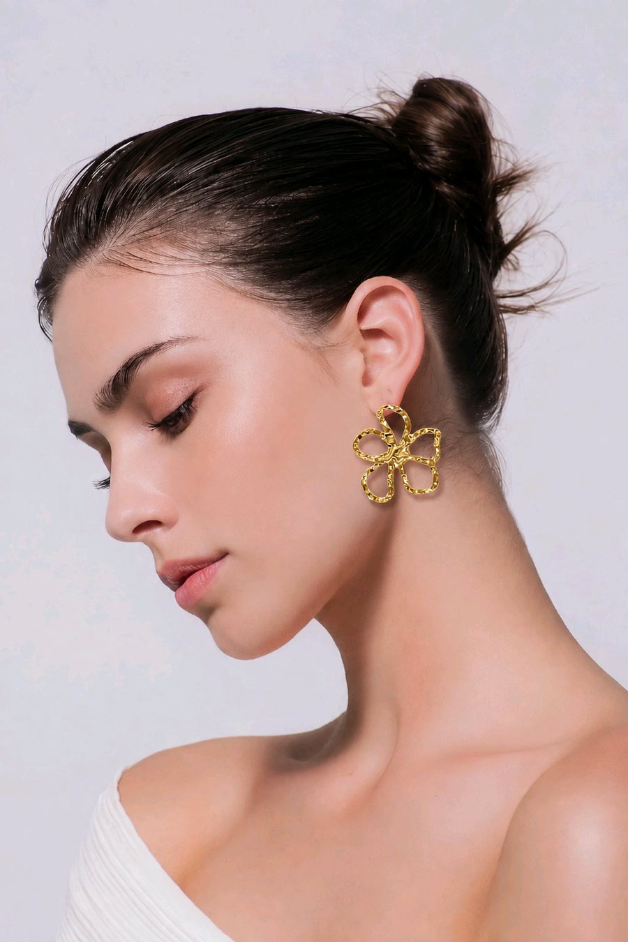 Boucles d’Oreilles Fleur Dorée acier inoxydable – Maxi Floral Chic